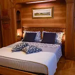 Villa Mara - Aosta - 200 Mq - Wifi - Jacuzzi - Parcheggio - Giardino