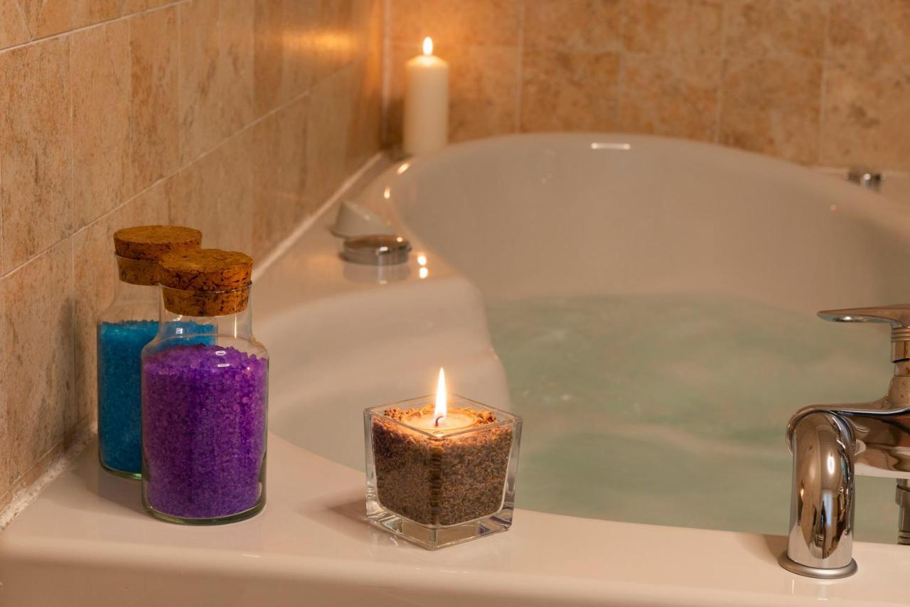Mara - - 200 Mq - Wifi - Jacuzzi - Parcheggio - Giardino Apartment Aosta