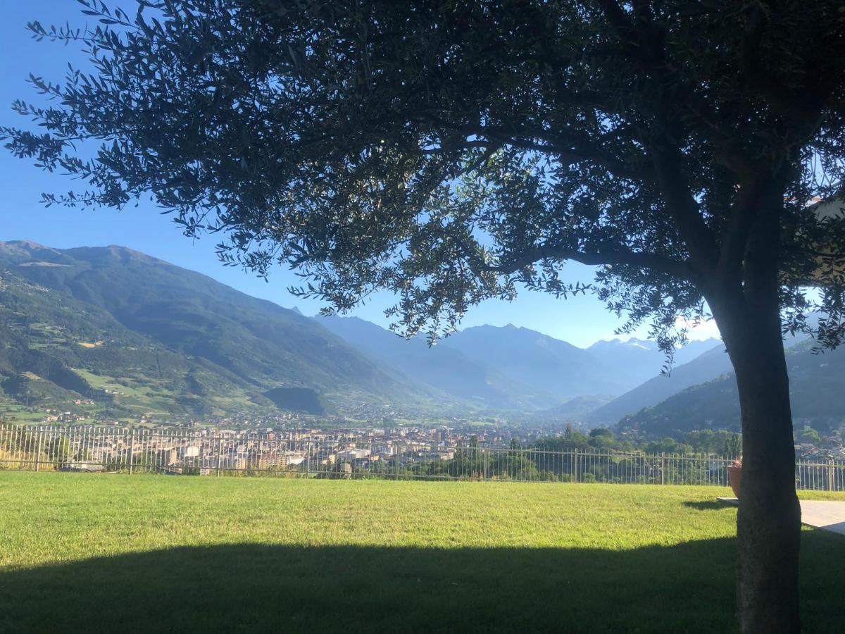 Apartment Mara - - 200 Mq - Wifi - Jacuzzi - Parcheggio - Giardino Aosta