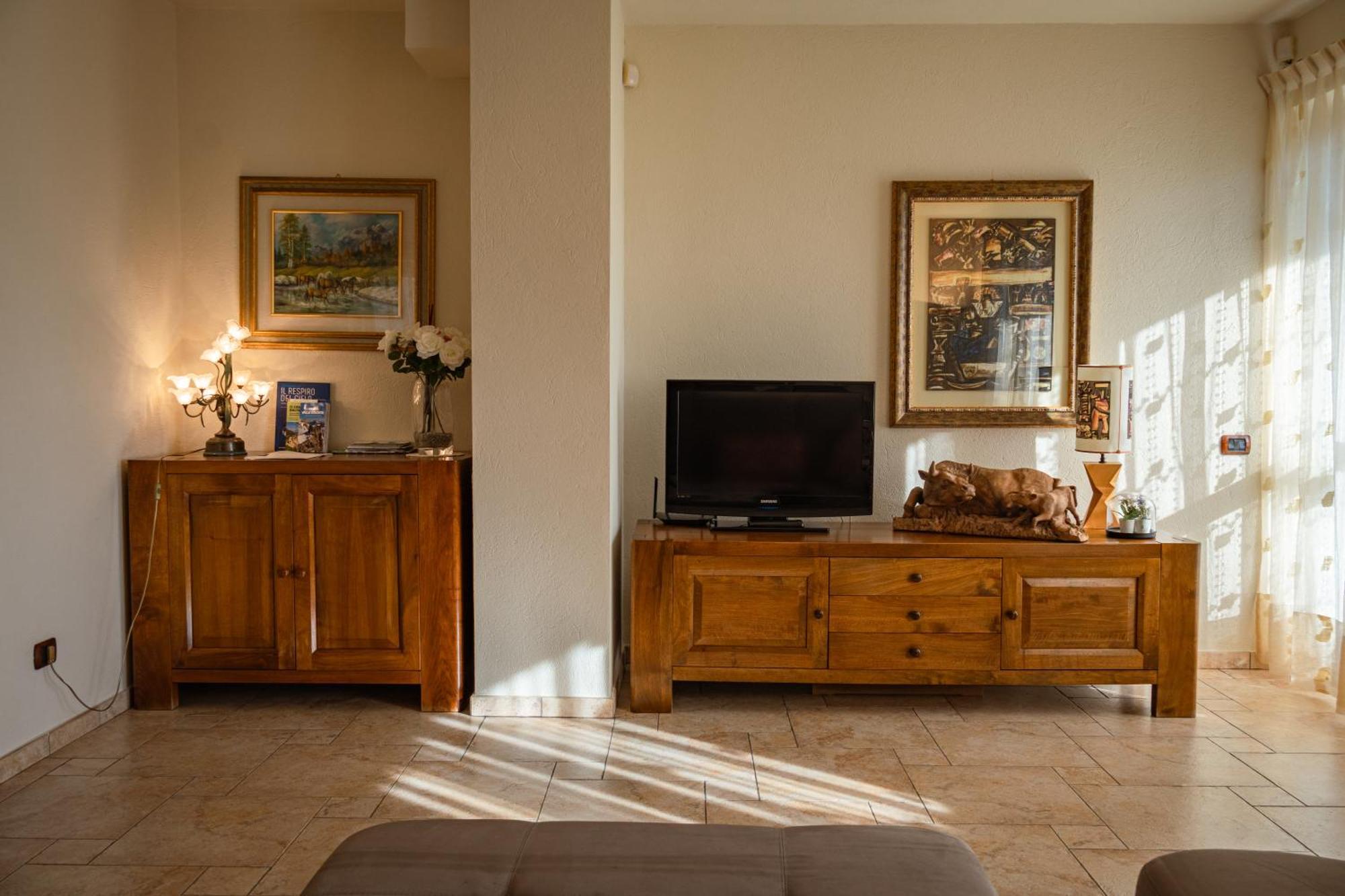 Mara - - 200 Mq - Wifi - Jacuzzi - Parcheggio - Giardino Apartment