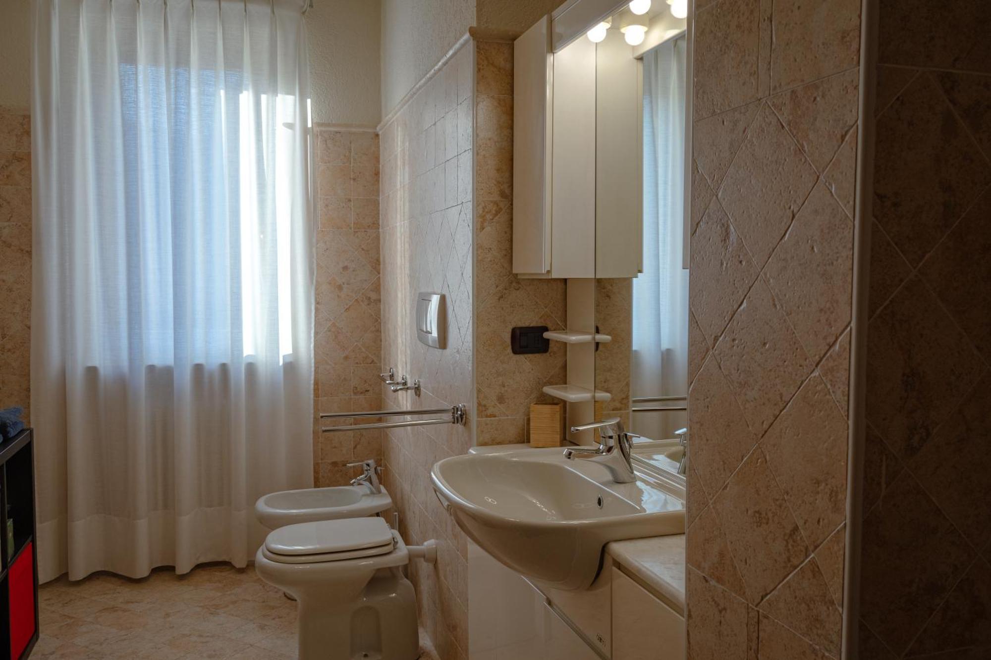 Mara - - 200 Mq - Wifi - Jacuzzi - Parcheggio - Giardino Apartment *