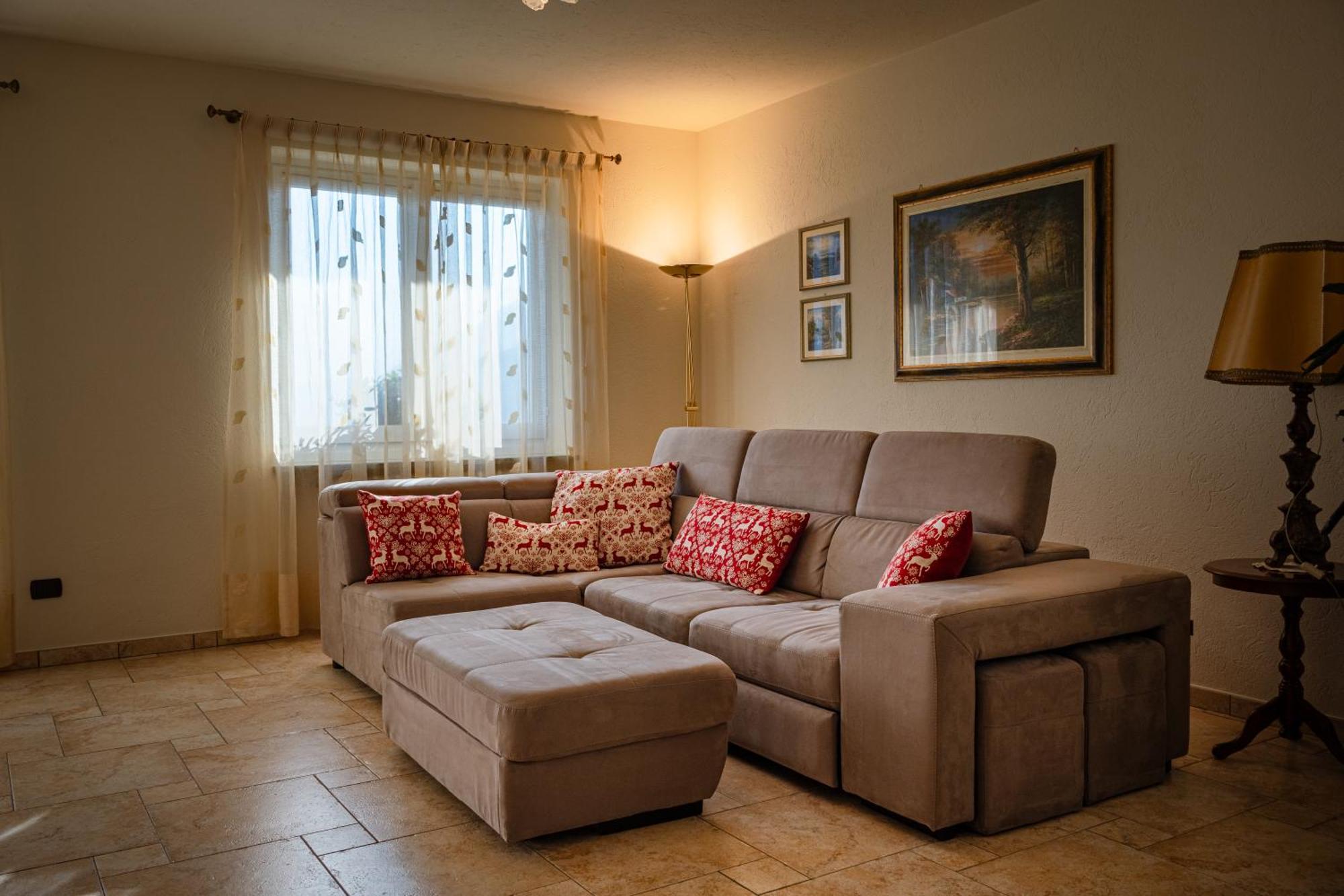 Mara - - 200 Mq - Wifi - Jacuzzi - Parcheggio - Giardino * Aosta